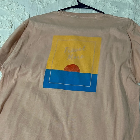 Light Pink T-Shirt - Picture 1 of 2